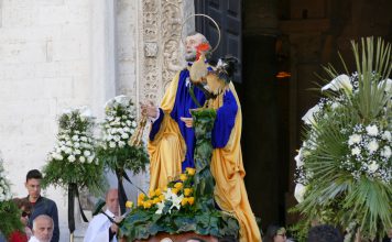 Via ai festeggiamenti di San Nicola di Bari