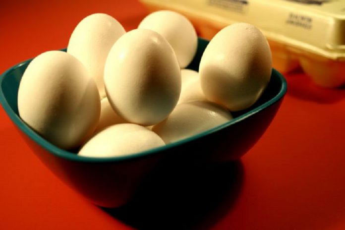 Le uova se consumate in eccesso causano ictus e infarto