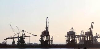Incidente sul lavoro al porto di Taranto, morto gruista