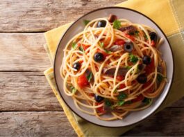 Ricetta Pasta alle alici con pomodorini e olive