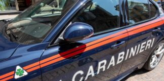 Martina Franca: controlli dei Carabinieri in due locali commerciali