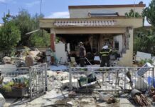 Taranto: fuga di gas, esplode una villetta su viale del Tramonto