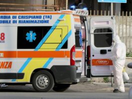 Taranto: ha un infarto mentre guida l'auto
