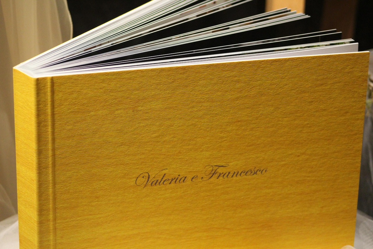 Copertina del libro "Il Taranto del cuore" che celebra la storica stagione calcistica del Taranto.