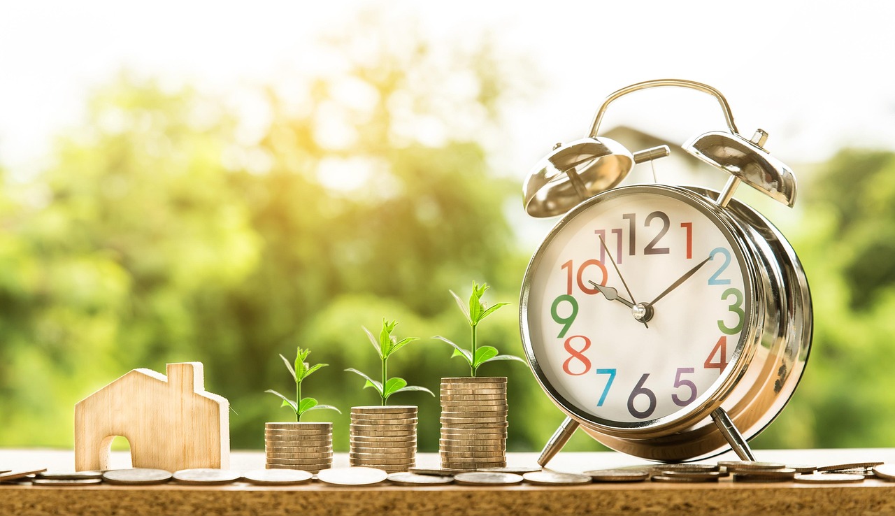 Immagine che illustra i 5 errori comuni negli investimenti immobiliari da evitare per massimizzare i guadagni.