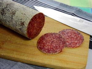 Non mangiare questo salame: attenzione, ecco cosa contiene!