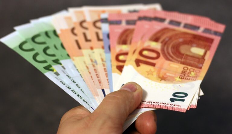ISEE sotto i 20.000 euro: ecco cosa spetta