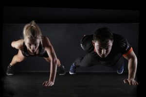 Workout 5-4-5: come tornare in forma in 14 minuti senza saltare nemmeno un giorno